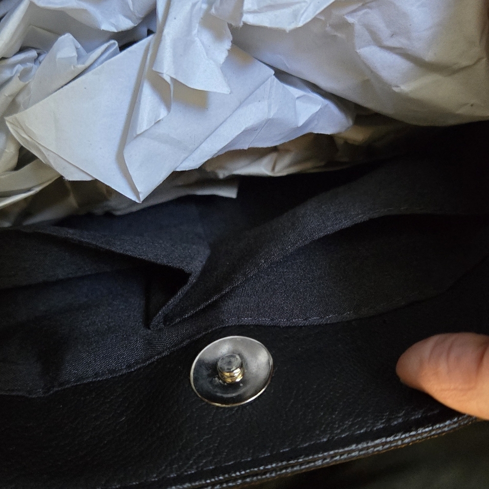 Your Vibe Black lightening bolt CUTE faux leather purse 13"x9" HOST PICK🎈🎉✨️ - Picture 7 of 9
